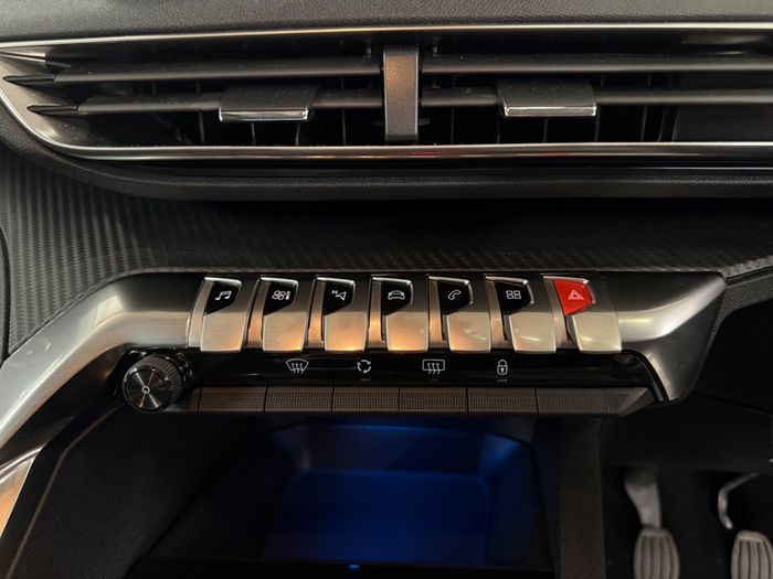 Peugeot 5008 2019