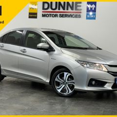Honda Grace 2015