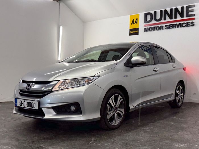 Honda Grace 2015