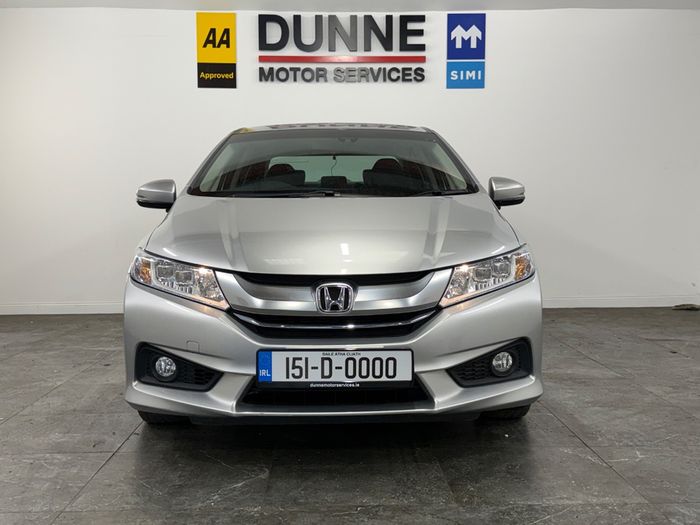 Honda Grace 2015