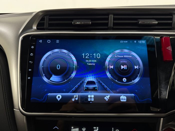 Honda Grace 2015