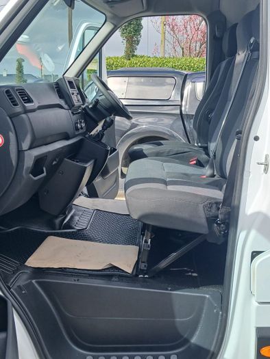 Nissan Interstar 2022