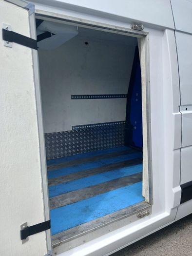 Nissan Interstar 2022