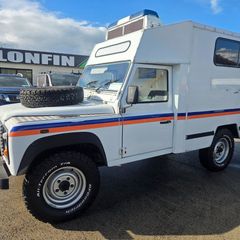 Land Rover Defender 2001