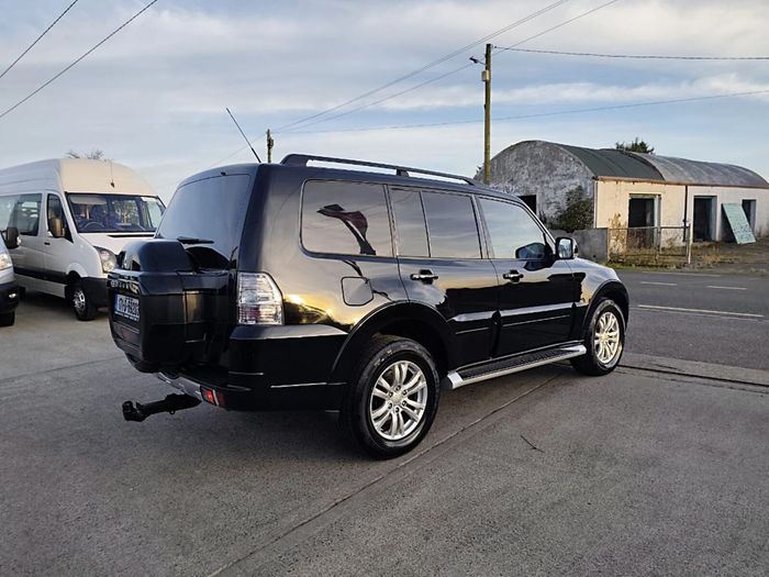 Mitsubishi Pajero 2017