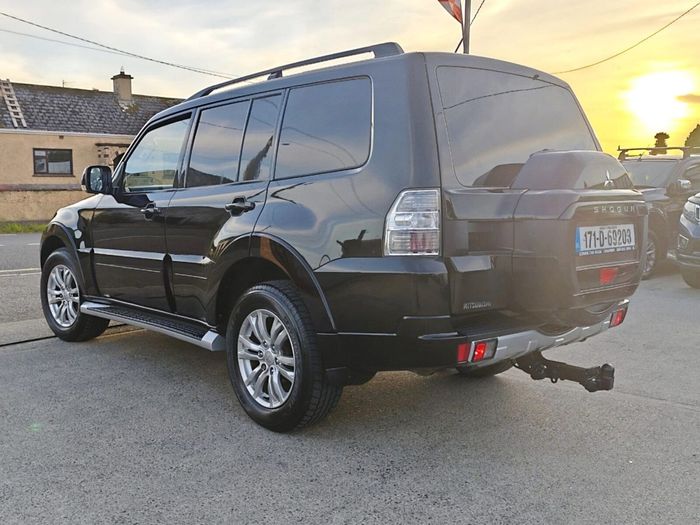 Mitsubishi Pajero 2017