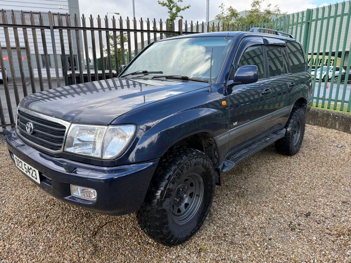 Toyota Landcruiser 2000
