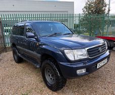 Toyota Landcruiser 2000
