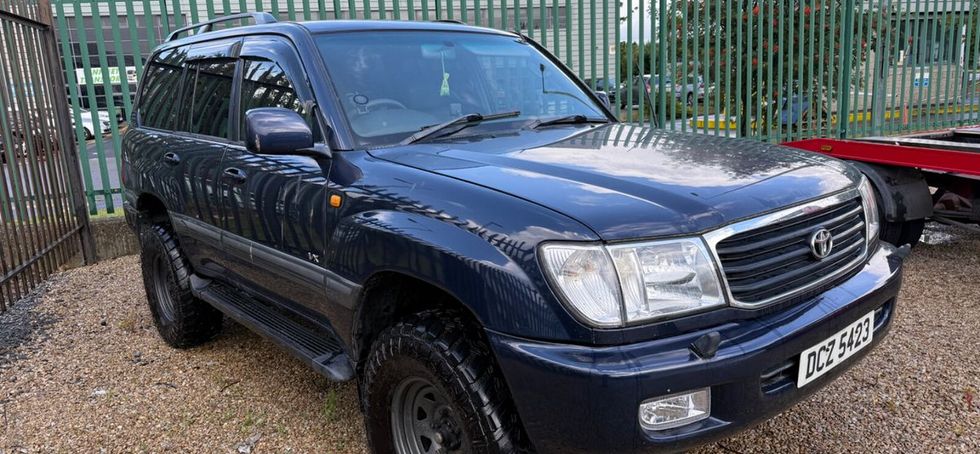 Toyota Landcruiser 2000