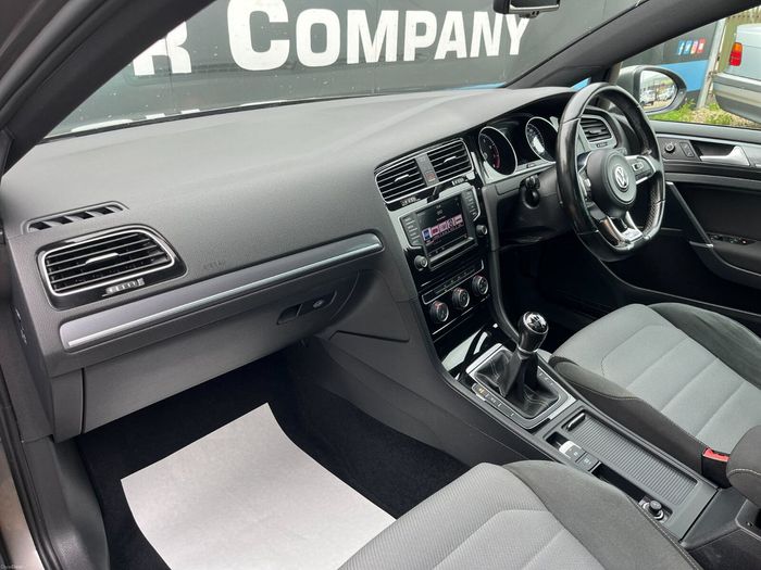Volkswagen Golf 2016