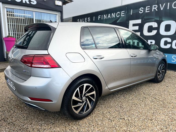 Volkswagen Golf 2020