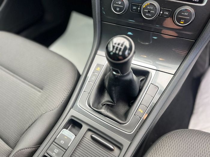 Volkswagen Golf 2020