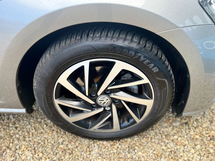 Volkswagen Golf 2020