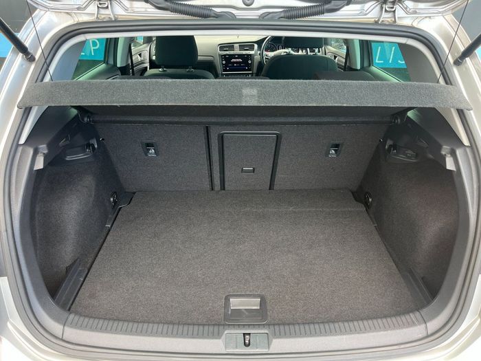 Volkswagen Golf 2020