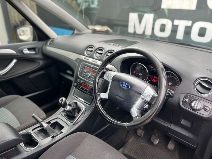 Ford Galaxy 2013