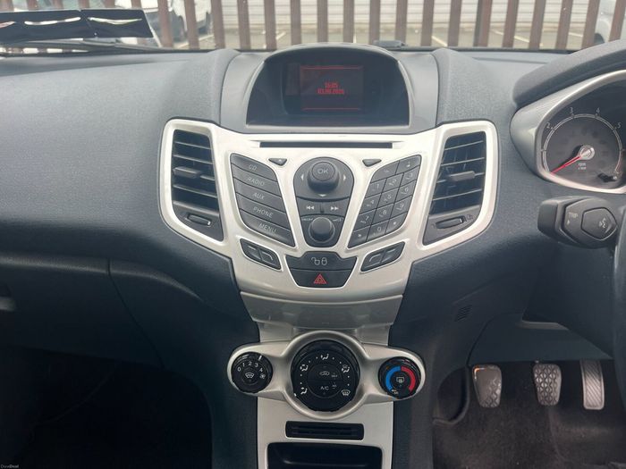 Ford Fiesta 2011