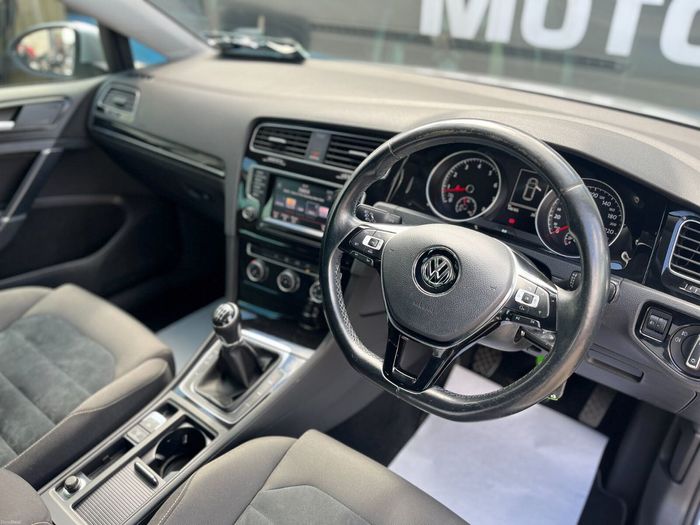 Volkswagen Golf 2014