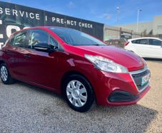 Peugeot 208 2016