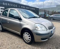Toyota Yaris 2005
