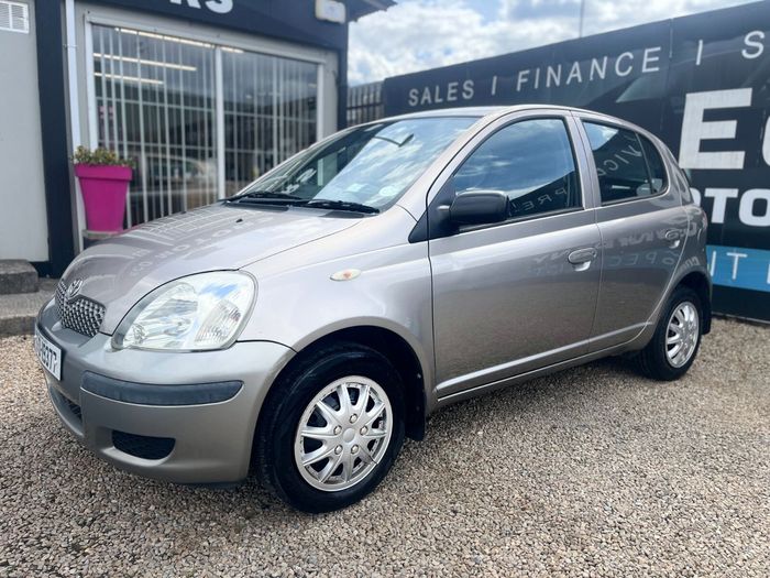 Toyota Yaris 2005