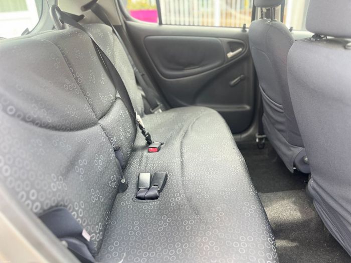 Toyota Yaris 2005