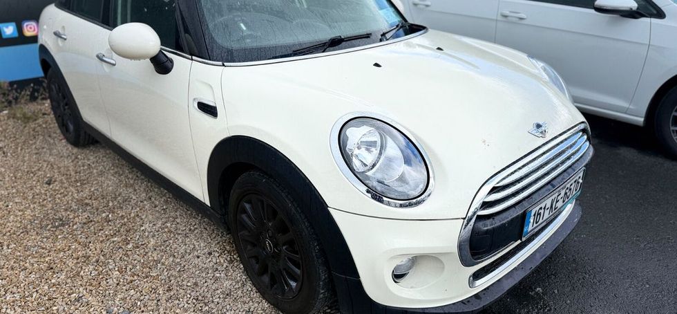 MINI One 2016