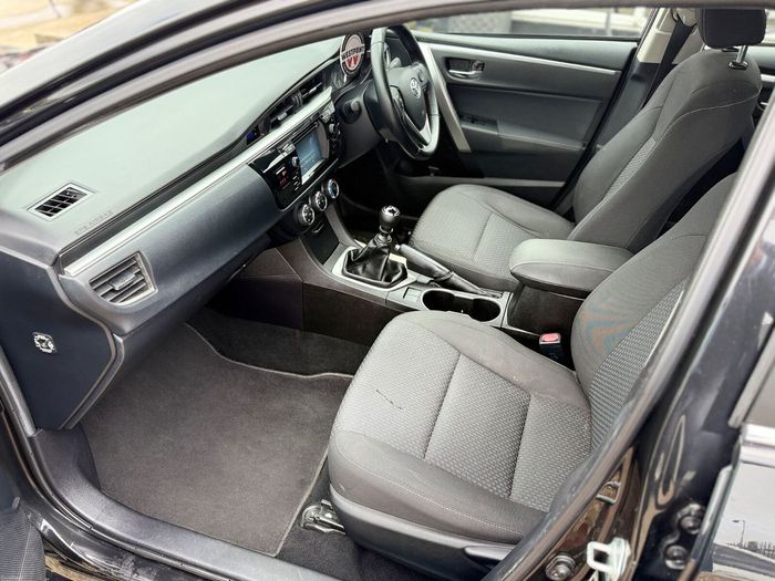 Toyota Corolla 2015