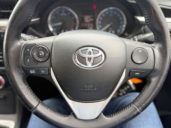 Toyota Corolla 2015