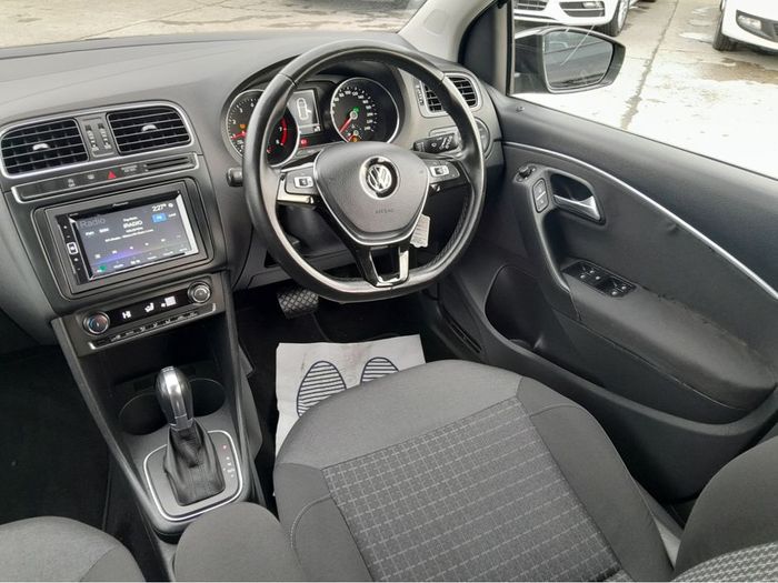Volkswagen Polo 2016