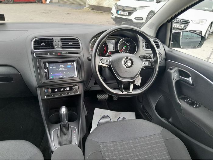 Volkswagen Polo 2016