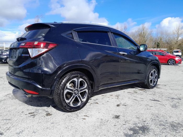 Honda Vezel 2015