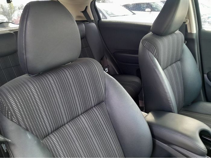 Honda Vezel 2015