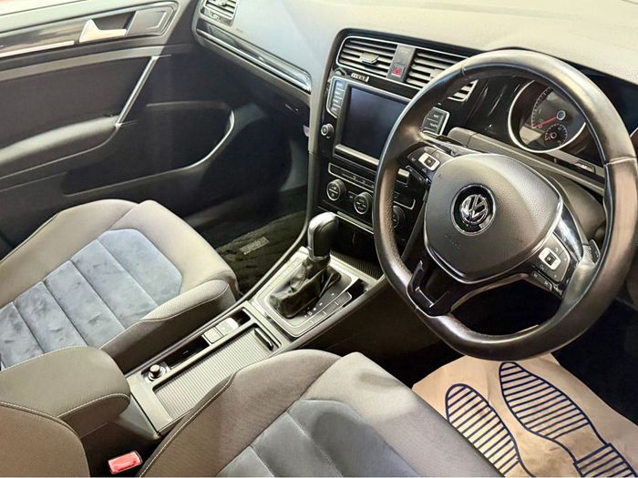Volkswagen Golf 2014