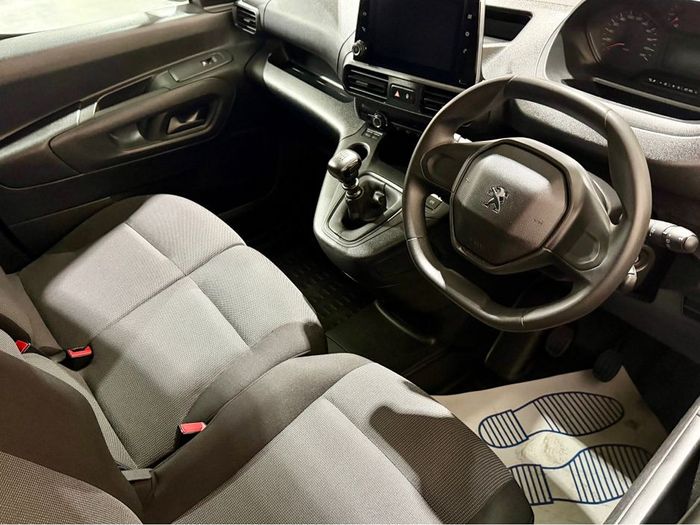 Peugeot Partner 2023