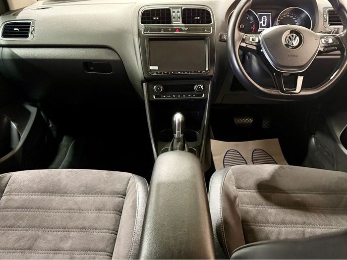 Volkswagen Polo 2016