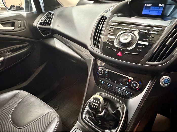Ford Kuga 2014