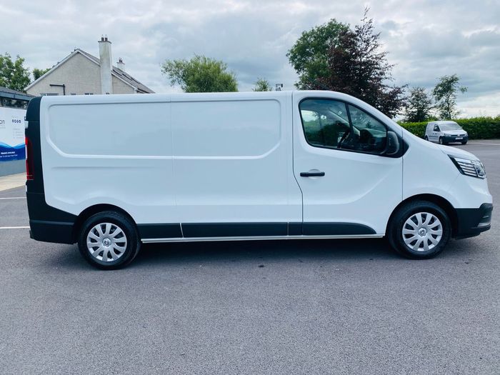 Renault Trafic 2023