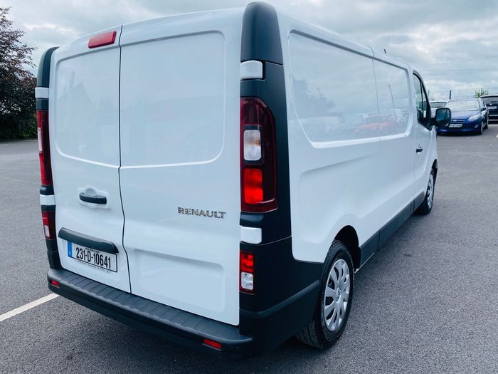 Renault Trafic 2023