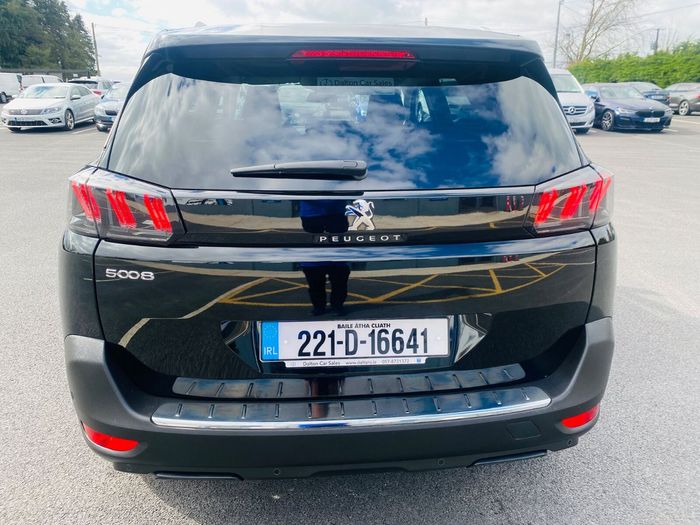 Peugeot 5008 2022