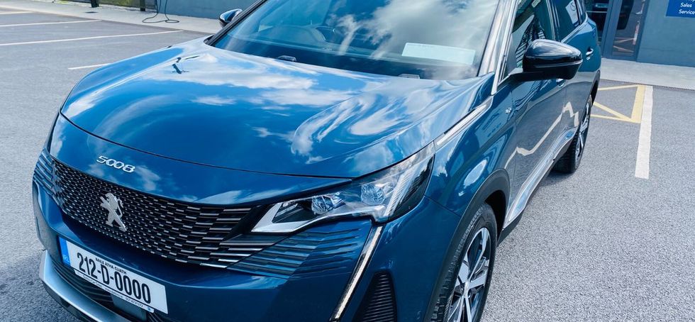 Peugeot 5008 2021