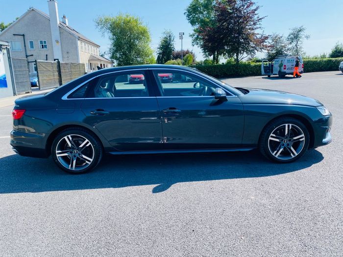 Audi A4 2021