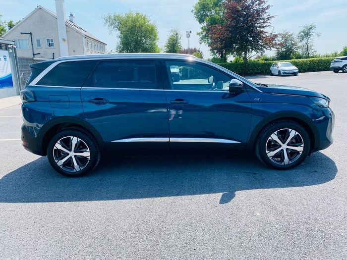 Peugeot 5008 2022