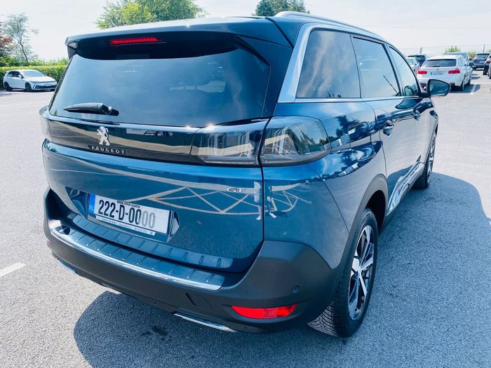 Peugeot 5008 2022