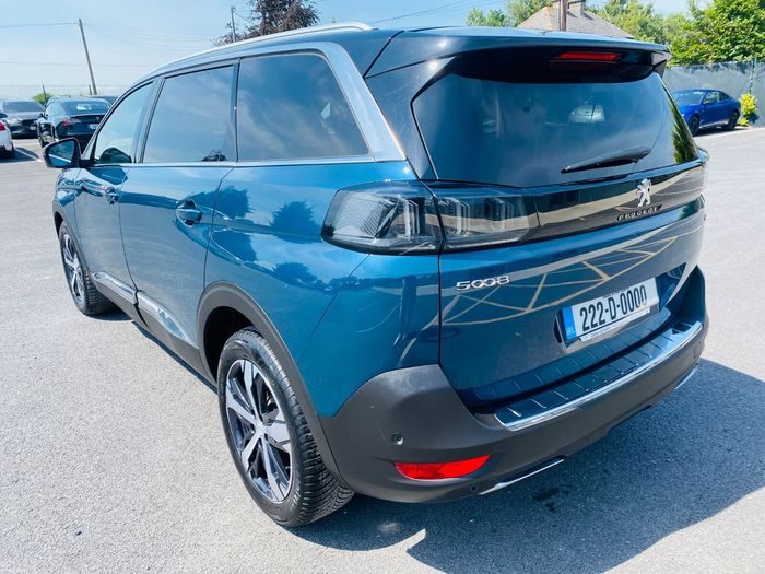 Peugeot 5008 2022