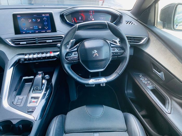 Peugeot 5008 2022