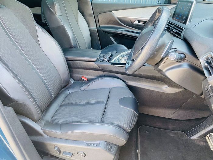 Peugeot 5008 2022