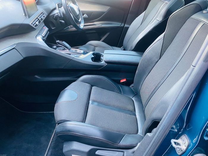 Peugeot 5008 2022