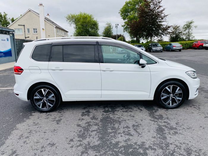 Volkswagen Touran 2021