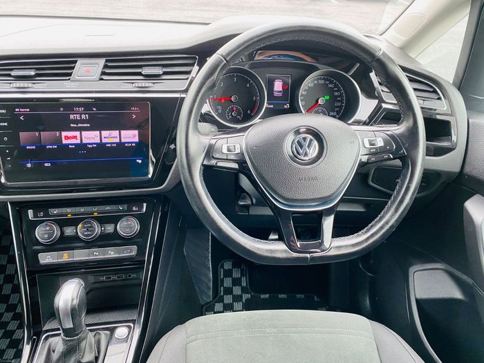 Volkswagen Touran 2021