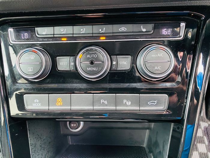 Volkswagen Touran 2021